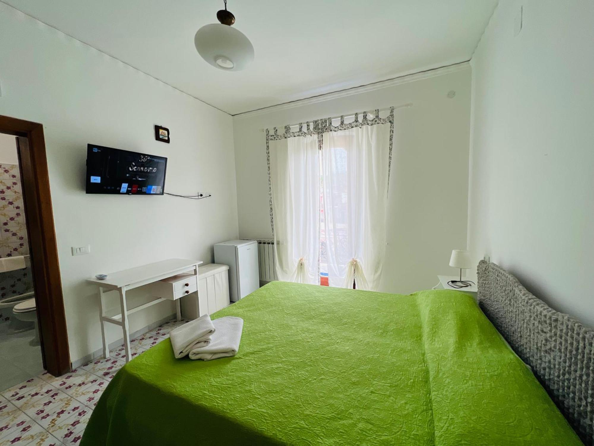 Villa Thomas Bb Conduzione Familiare Forio  Ruang foto