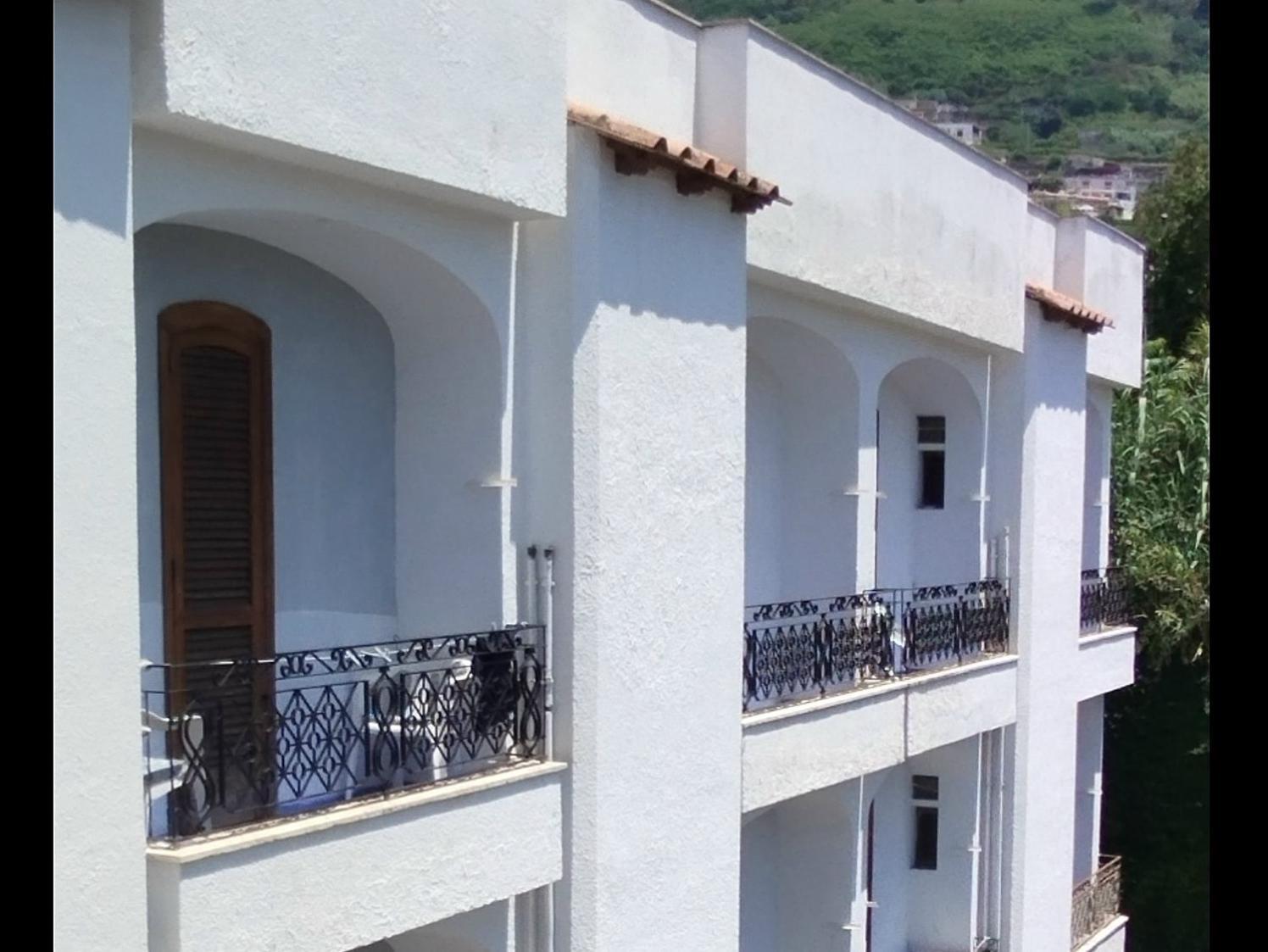 Villa Thomas Bb Conduzione Familiare Forio  Bagian luar foto