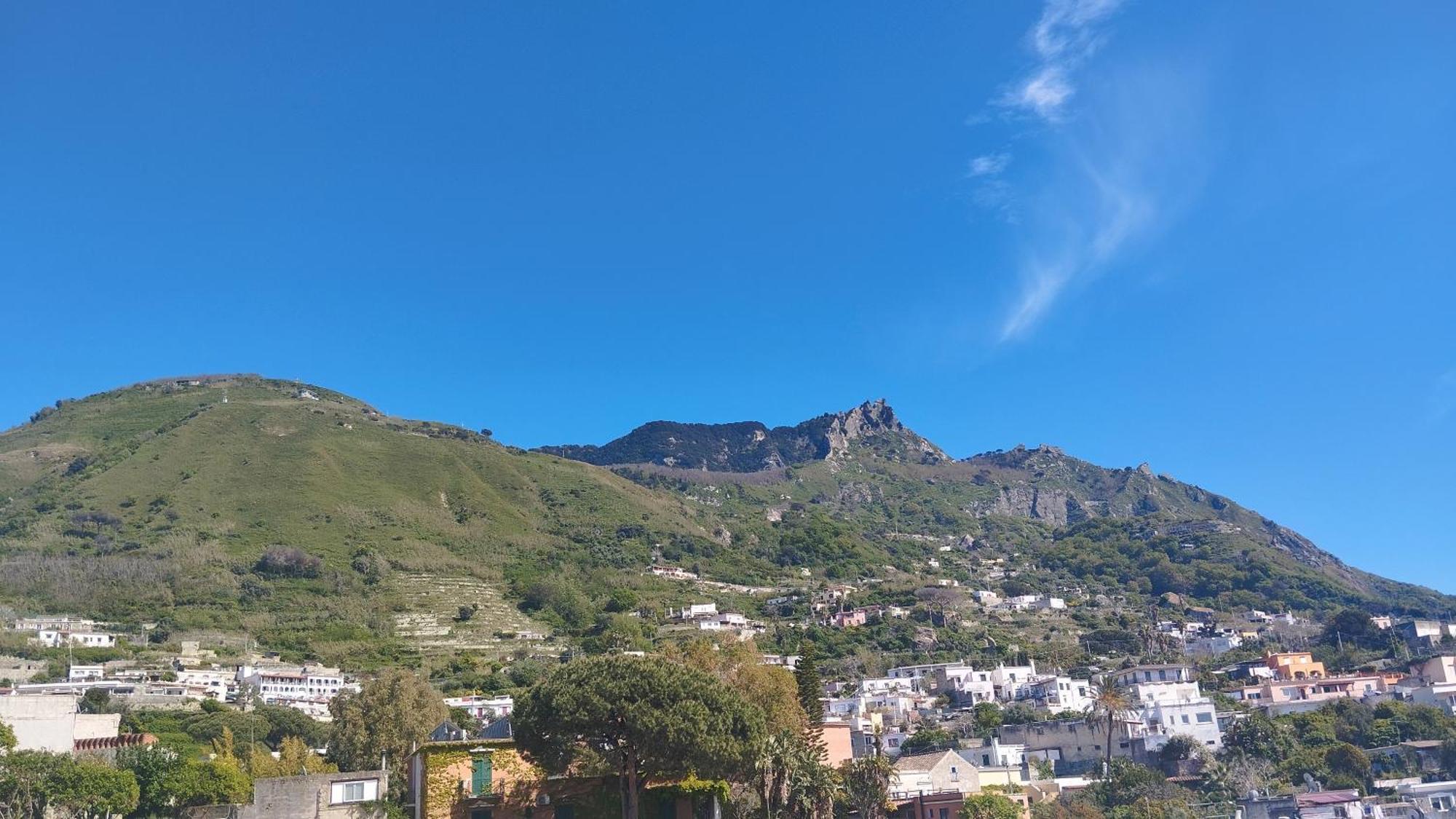 Villa Thomas Bb Conduzione Familiare Forio  Bagian luar foto