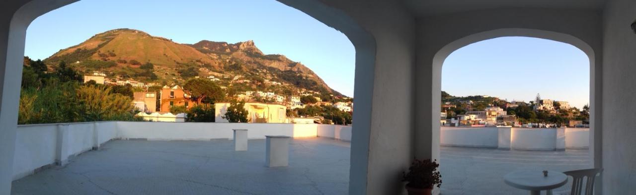 Villa Thomas Bb Conduzione Familiare Forio  Bagian luar foto